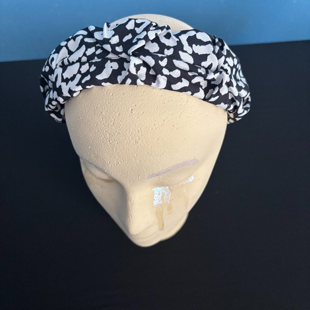 Black and white headband
